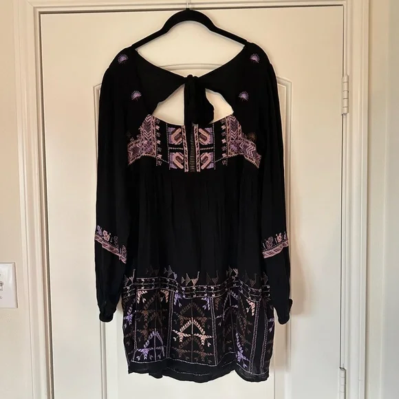 green emerald velvet dress Free People Rhiannon Embroidered Mini Black XS (Women's 0-2) at Amazon  Women's Clothing store main image 0